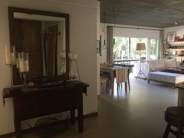 Linda casa en alquiler en barrio privado